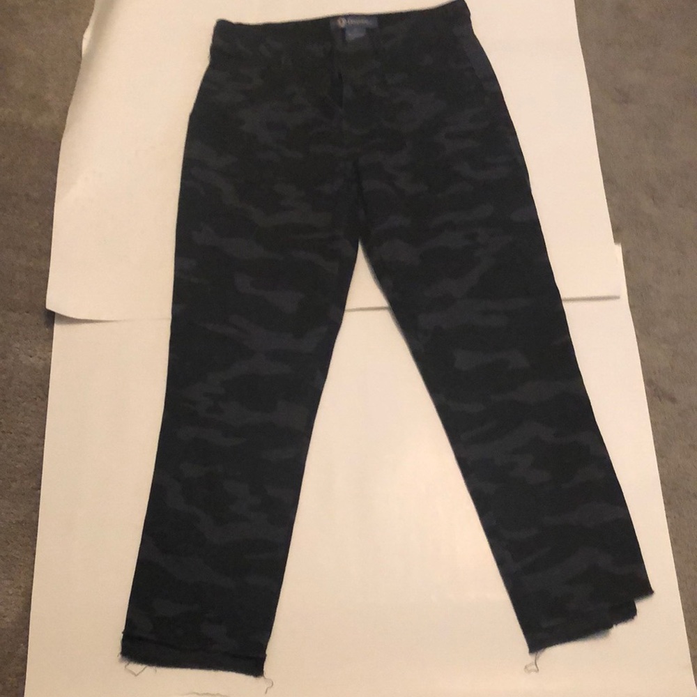 NWOT Democracy multi blue camp Capri